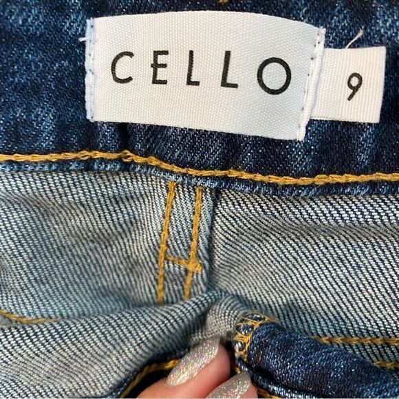 Cello jeans size 9.   - Picture 10 of 11